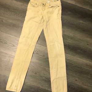 Kaki color skinny jeans